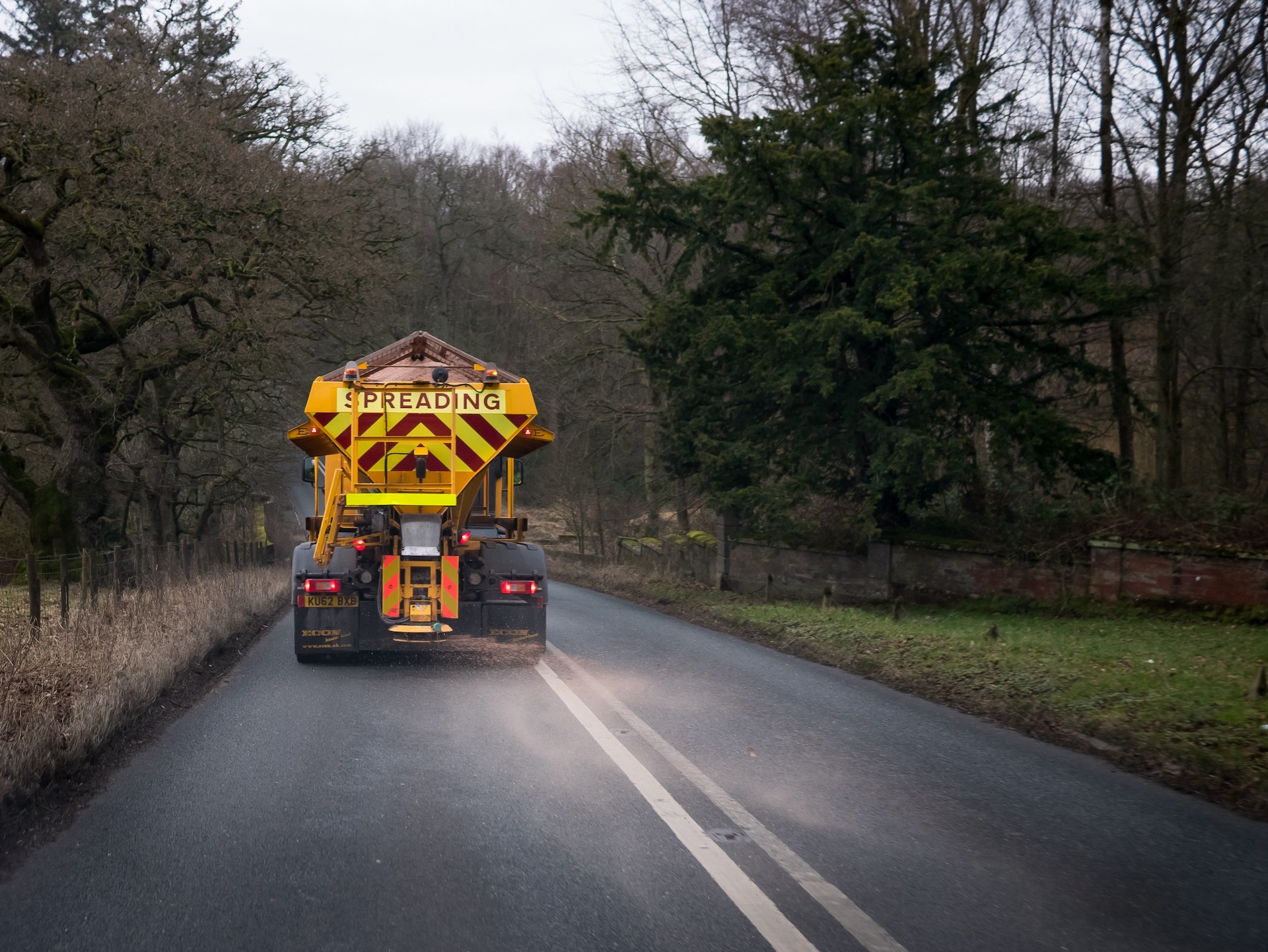 Road gritting machinery